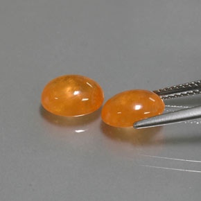 Spessartite Garnet Gemstone in 9 x 7 mm (calibrated) Size for Sale, Spessartite Garnet Stone in Mandarin Orange Color