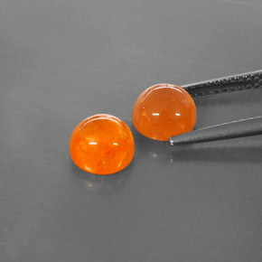 Spessartite Garnet Gemstone in 6.5 mm (calibrated) Size for Sale, Spessartite Garnet Stone in Mandarin Orange Color