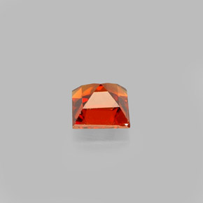 Spessartite Garnet Gemstone in 4 x 4 mm (calibrated) Size for Sale, Spessartite Garnet Stone in Mandarin Orange Color