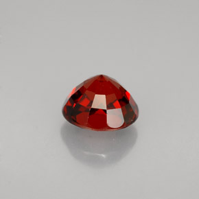 Spessartite Garnet Gemstone in 6.5 mm (calibrated) Size for Sale, Spessartite Garnet Stone in Reddish Orange Color
