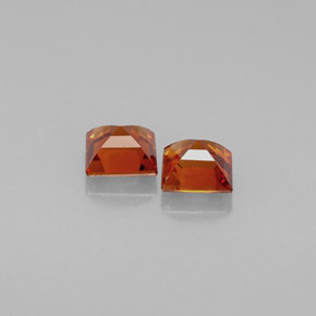 Spessartite Garnet Gemstone in 4 x 4 mm (calibrated) Size for Sale, Spessartite Garnet Stone in Red Orange Color