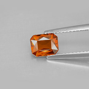 1.09 ct Orange Spessartite Garnet Gemstone, Spessartite Garnet Gem in Octagon / Scissor Cut Shape for Sale.