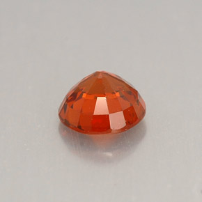 Spessartite Garnet Gemstone in 5.6 mm Size for Sale, Spessartite Garnet Stone in Mandarin Orange Color