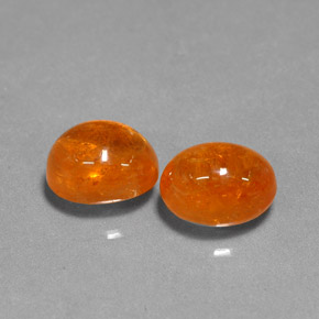 5.69 ct Orange Spessartite Garnet Gemstone, Spessartite Garnet Gem in Oval Cabochon Shape for Sale.