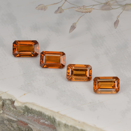 Medium Orange Spessartin-Granat Edelstein - 0.6ct Octagon Stufenschliff (ID: 295824)