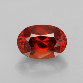 2.78 ct Red Spessartite Garnet Gemstone, Spessartite Garnet Gem in Oval Facet Shape for Sale.