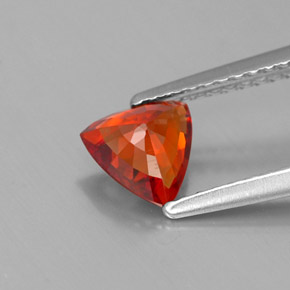 Spessartite Garnet Gemstone in 6 x 6 mm (calibrated) Size for Sale, Spessartite Garnet Stone in Mandarin Orange Color