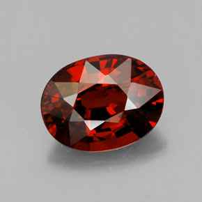 2.73 ct Red Spessartite Garnet Gemstone, Spessartite Garnet Gem in Oval Facet Shape for Sale.