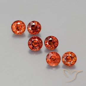 Lot de 6pcs Grenat Spessartites Rouge round facet du Mozambique - Taille 4,2mm, poids total 2,69 ct / moyenne 0,45 ct chaque, couleur : Rouge intense, dureté de Mohs 6.5 à 7.5 convient aux bijoux de tous les jours, pierre de sagesse, Photo A