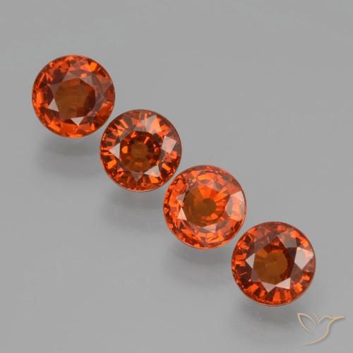4 Stück runder roter Spessartin-Granat Set aus Mosambik - Gewicht 2,22 ct total / Durchschn. je 0,56 ct, Größe 4,5mm, Farbe: Intensives Rot, Mohs-Härte 6,5 - 7,5 Geeignet für den täglichen Gebrauch im Schmuck, Photo A