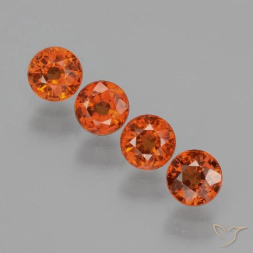 Lot de 4pcs Grenat Spessartites Rouge round facet du Mozambique - Taille 4,2mm, poids total 1,97 ct / moyenne 0,49 ct chaque, couleur : Rouge moyen, dureté de Mohs 6.5 à 7.5 convient aux bijoux de tous les jours, pierre de sagesse, Photo A