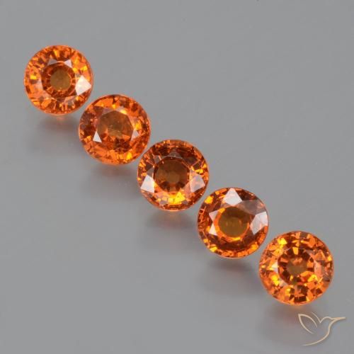 Set aus 5 Stück runder Spessartin-Granat in oranger Farbe aus Mosambik - Größe 4,3mm, Gewicht 2,24 ct gesamt / Durchschn. je 0,45 ct, Farbe: Mittelorange, Mohs-Härte 6,5 - 7,5 Geeignet für den täglichen Gebrauch im Schmuck, Photo A