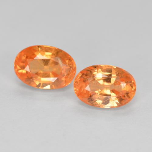 Medium Orange 锰铝榴石 Gem - 0.7ct 椭圆形切面 (ID: 573843)