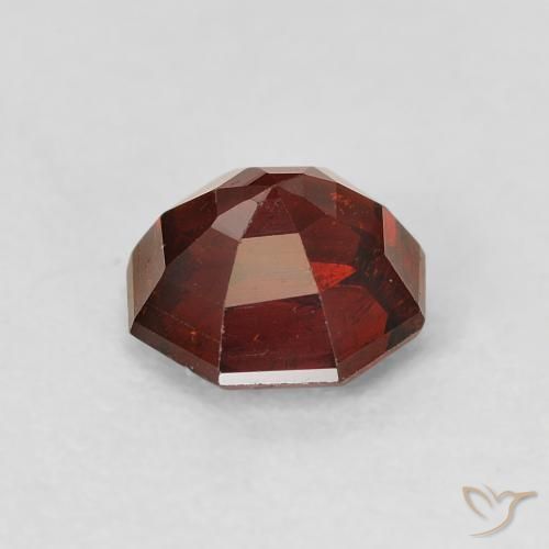 Spessartite Garnet Gemstone in 6 x 6 mm (calibrated) Size for Sale, Spessartite Garnet Stone in Sangria Red Color
