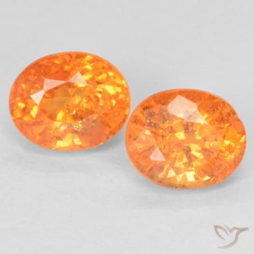 1.33 ct Orange Spessartite Garnet, 5.1 x 4.2 mm Oval Cut From Mozambique, Photo A