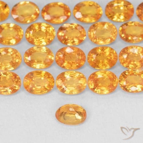 Spessartite Garnet Gemstones in 4 x 3 mm (calibrated) Size for Sale, Spessartite Garnet Stones in Apricot Orange Color