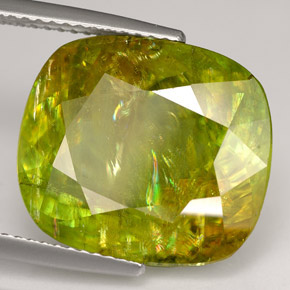 18.40 ct Multicolor Sphene Stone, Natural Sphene in Cushion-Cut Shape for Sale