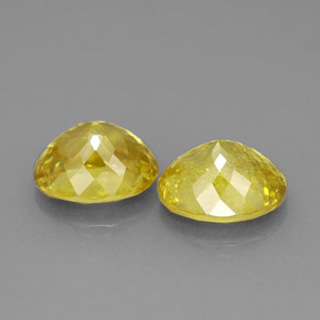 Sphene Gemstone in 8 x 6.5 mm Size for Sale, Sphene Stone in Yellow Golden Color