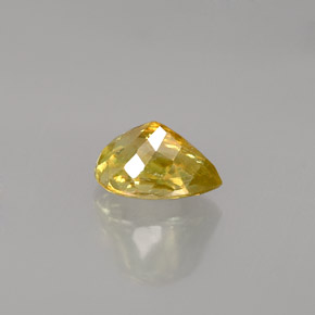 Sphene Gemstone in 7 x 5 mm (calibrated) Size for Sale, Sphene Stone in Golden Color