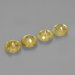 Sphene Gemstone in 4.8 mm Size for Sale, Sphene Stone in Greenish Golden Color
