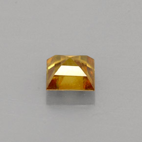 Sphene Gemstone in 4 x 4 mm (calibrated) Size for Sale, Sphene Stone in Golden Color