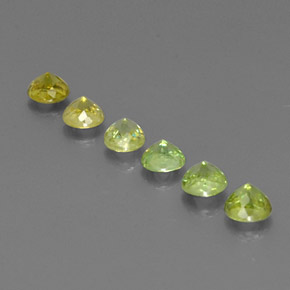 Sphene Gemstone in 3.4 mm Size for Sale, Sphene Stone in Golden Green Color