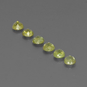 Sphene Gemstone in 3.4 mm Size for Sale, Sphene Stone in Golden Green Color