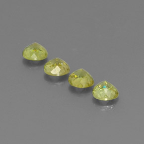 Sphene Gemstone in 4 mm (calibrated) Size for Sale, Sphene Stone in Yellow Golden Color