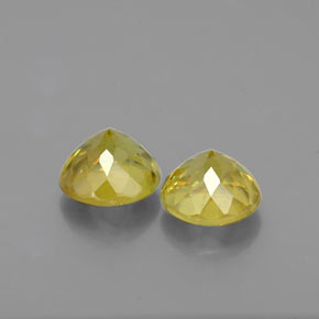 Sphene Gemstone in 5 mm (calibrated) Size for Sale, Sphene Stone in Golden Green Color