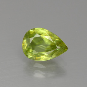 Ярко-зеленый Сфен Камень - 1.7ct Фасетная Груша (ID: 390445)