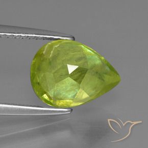 Sphene Gemstone in 10.5 x 8.1 mm Size for Sale, Sphene Stone in Lively Green Color