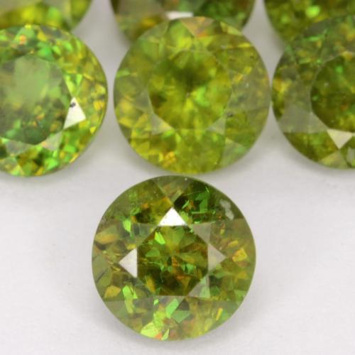 Yellowish Green Sphene Gem - 0.6ct Round Facet (ID: 541263)