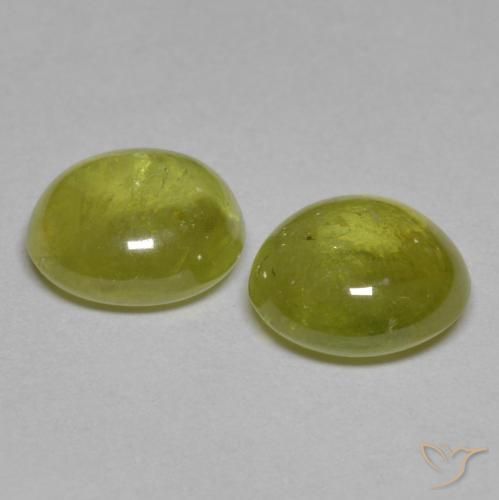 Sphene Gemstones in 7 x 7 mm (calibrated) Size for Sale, Sphene Stones in Medium Yellow Color