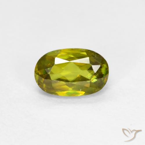 Sphène Vert oval facet 0,56 ct du Sri Lanka, dimension 5,8 x 3,8mm, pierre gemme naturelle Non traité, pureté VS, 1 pièce Sphène de couleur Vert forêt chaud, dureté Mohs de 5 à 5.5, Photo A