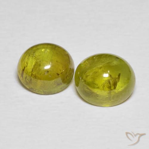 3.52ctw Natural Warm Forest Green Sphene, Oval, Transparent