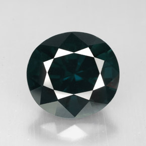 5.61 ct Green Spinel Gemstone, Spinel Gem in Oval Facet Shape for Sale.