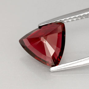 Spinel Gemstone in 8.6 x 8.2 mm Size for Sale, Spinel Stone in Deep Red Color