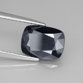 2.85 ct Violet Spinel Stone, Natural Spinel in Cushion-Cut Shape for Sale