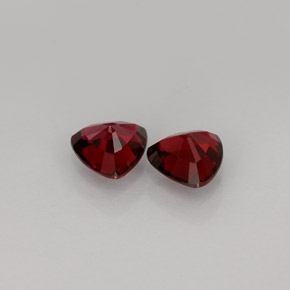 Spinel Gemstone in 5 x 5 mm (calibrated) Size for Sale, Spinel Stone in Deep Red Color