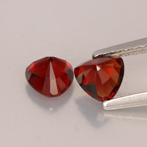 Spinel Gemstone in 5 x 5 mm (calibrated) Size for Sale, Spinel Stone in Deep Red Color