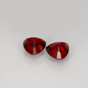 Spinel Gemstone in 5 x 5 mm (calibrated) Size for Sale, Spinel Stone in Deep Red Color