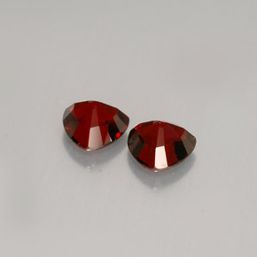 Spinel Gemstone in 5 x 5 mm (calibrated) Size for Sale, Spinel Stone in Red Color