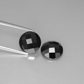 7.37 ct Black Spinel Gemstone, Spinel Gem in Round Checkerboard Shape for Sale.