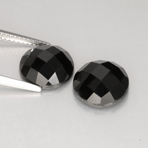 Spinel Gemstone in 10 mm (calibrated) Size for Sale, Spinel Stone in Black Color