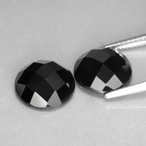 Spinel Gemstone in 10 mm (calibrated) Size for Sale, Spinel Stone in Black Color