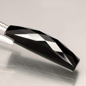 Spinel Gemstone in 17.8 x 4 mm Size for Sale, Spinel Stone in Black Color