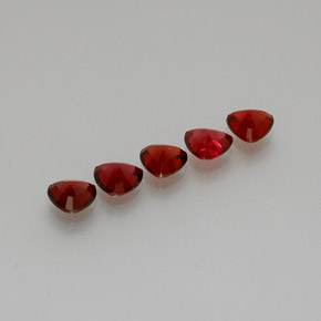 Spinel Gemstone in 5 x 5 mm (calibrated) Size for Sale, Spinel Stone in Red Color
