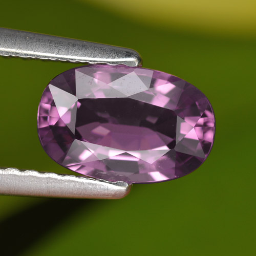 Púrpura medio Espinela Gema - 1.1ct Forma ovalada (ID: 292468)