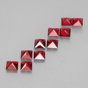 Spinel Gemstone in 3.1 x 3.1 mm Size for Sale, Spinel Stone in Red Color