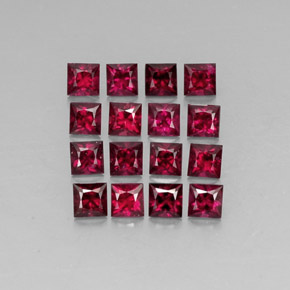 2.90 ct Red Spinel Gemstone, Spinel Gem in Princess-Cut Shape for Sale.